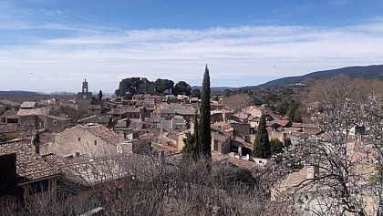Cucuron, a hilltop village