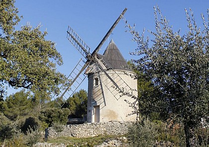Le moulin à vent de Joucas