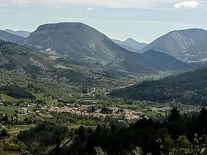 Des monts à l'horizon