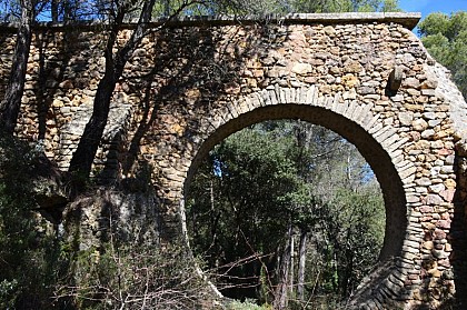 Aqueduc de Gourdéron