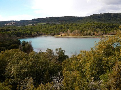 Le lac de Cadenon et Montpezat