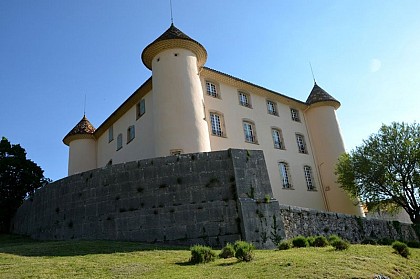 Le chateau d'Aiguines