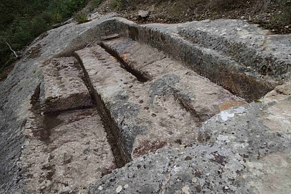 Extraction de blocs taillés