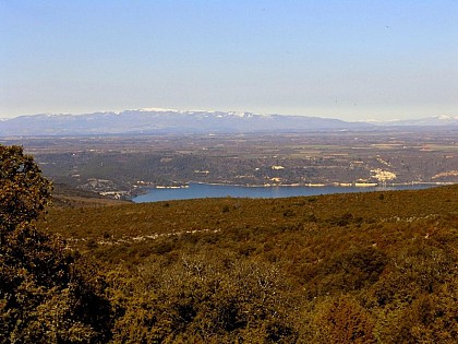 Vue sur le lac de Sainte-Croix