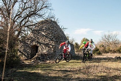 The "Grande Traversée VTT" (mountain bike route) of Vaucluse