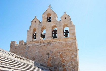 L'église fortifiée des Saintes-Maries-de-la-Mer