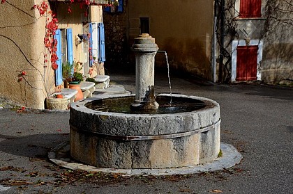 Les fontaines de Saint-Julien du Verdon