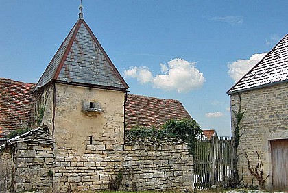 PIGEONNIER DU PRESBYTERE D'ARBOT