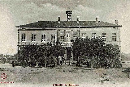 HOTEL DE VILLE DE PRESSIGNY