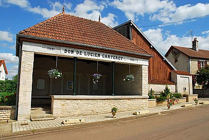 FONTAINE - LAVOIR CARTERET