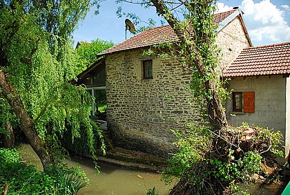 MOULIN MEDIEVAL DE VILLEMORON