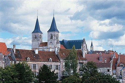 BASILIQUE SAINT-JEAN-BAPTISTE DE CHAUMONT