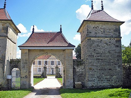 CHATEAU DE LA ROCHELLE