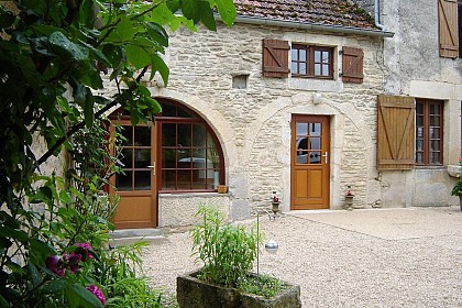 SARL RELAIS DE LA VALLEE DE L OURCE