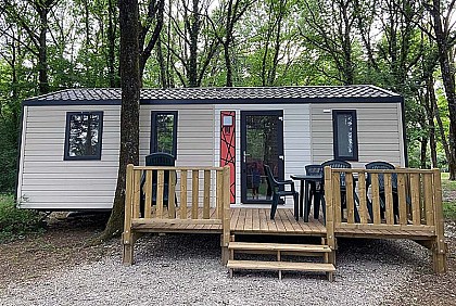 CAMPING DE LA CROIX D'ARLES