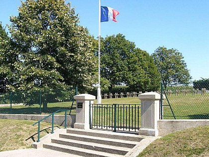 CIMETIÈRE MILITAIRE FRANCAIS DE ROZELIEURES