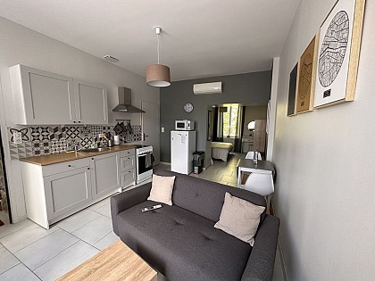 Meublé Thouvenot - "Celui de Droite"