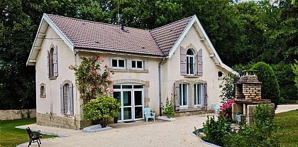 Meublé Thouvenot - "Côté Jardin"