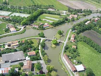 The locks of Bazoin