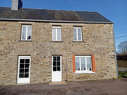 Gîte les Hirondelles à Lénault