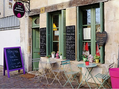 Salon de thé "Les Petites Douceurs"