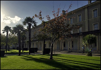 LE PARC DE L'ANCIEN HOPITAL MARITIME