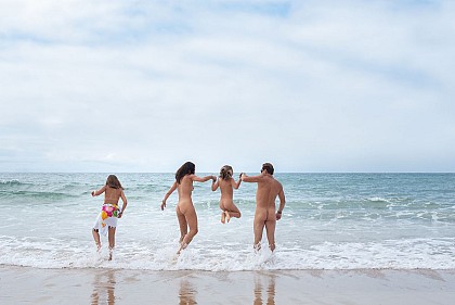 Plage naturiste de la Jenny