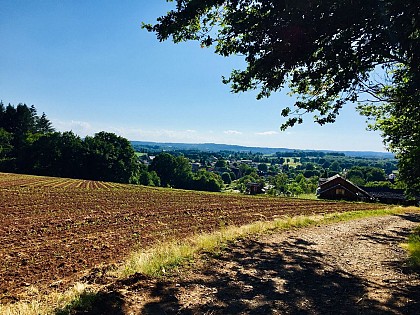 Panorama sur le village de Bujaleuf