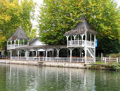 Le Pavillon Bleu