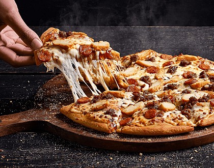 DOMINO'S PIZZA