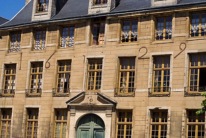 The "Maison du Gros Chien" (Big Dog House)