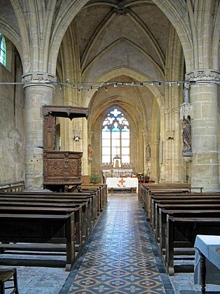 Church of Saint Jean Baptiste in Warcq