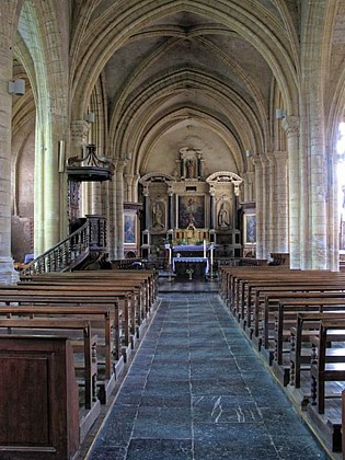 Church of Saint-Onésime in Donchery
