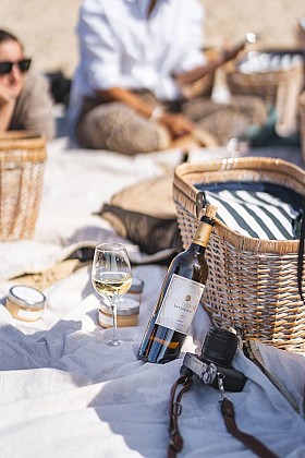 Wine & Picnic - Pique-nique Tradition et Chic au Château Loudenne