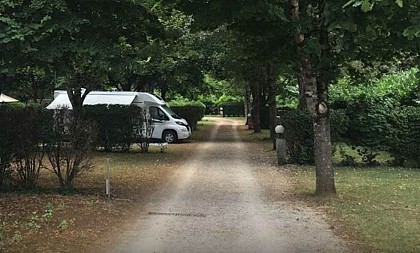 Aire de camping-car