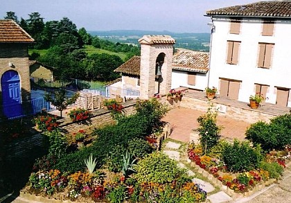 Hôtel Auberge du Quercy Blanc