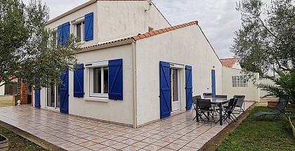 GRANDE MAISON INDEPENDANTE ; 4 chambres ; 600m de la plage !