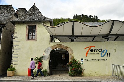 Terra Olt, espace scénographique