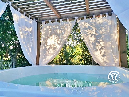 RÊVER AILLEURS, 4 INSOLITES, 12 PERS