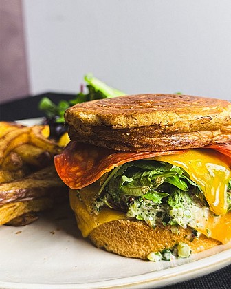 Restaurant - Bar  "Le Vic de Lomagne"