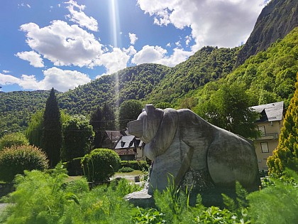 STATUE : L'OURS