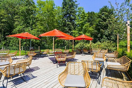 La Guinguette du Marque Page (Marcq-en-Barœul): A Chic Garden Escape by the River