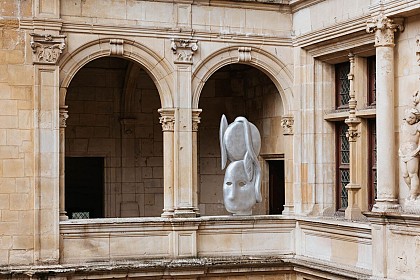 Entre ciel et terre - œuvre de Martine Feipel & Jean Bechameil