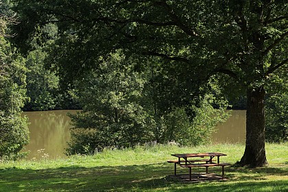 Aire de pique-nique du plan d'eau de Boischenu