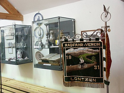 Lontzen history collection