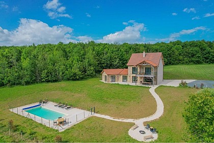 Domaine d'Essendiéras - Gîte La Buissonnière