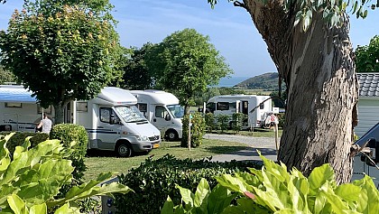 Aire sur le camping Duguesclin