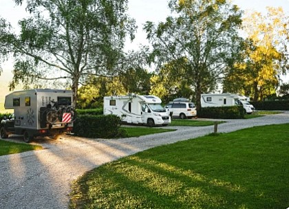 Aire Camping-car park Avoise