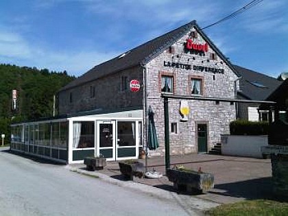 La Petite Différence