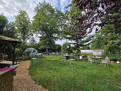 Apéritif Fleuri au Jardin d'Isalys
